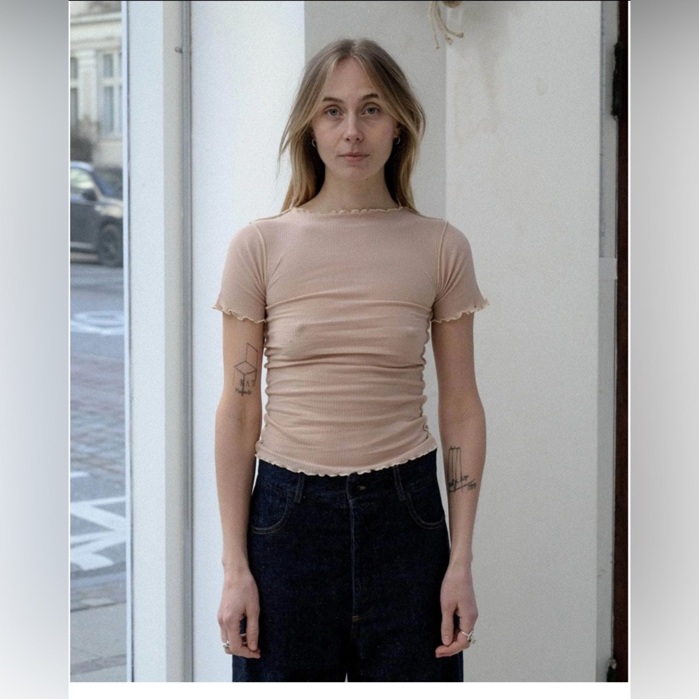 Baserange Vein Tee lilac